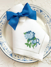 Load image into Gallery viewer, Hydrangeas Dinner Napkins